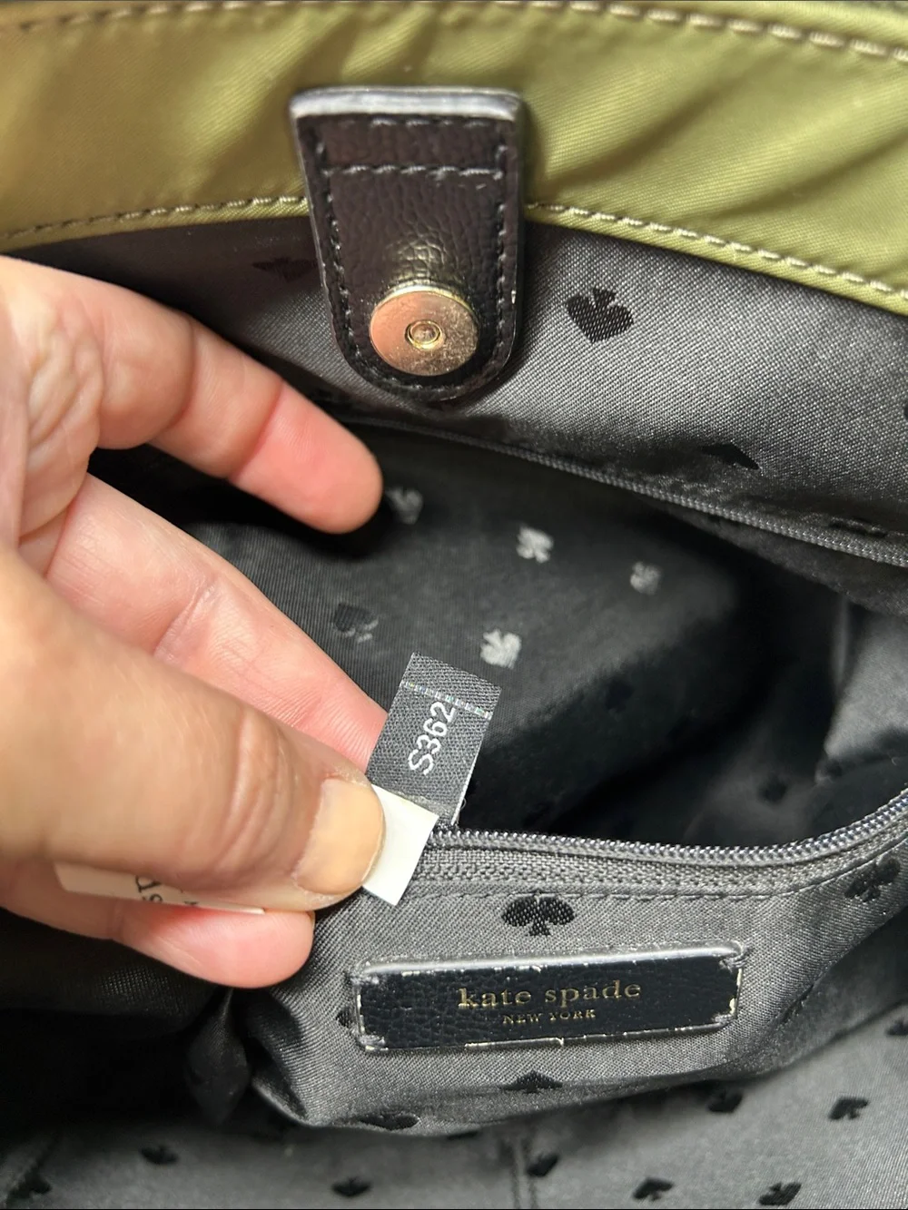 1423 kate spade Black Tote with Olive Trim 051423